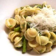 Макароны с брокколи в сливочном соусе с сыром С сырным соусом