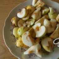Adjika almából és paradicsomból télre: fűszeres, édes, savanyú és pikáns