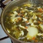 Sorrel soup with chicken Chicken sorrel soup