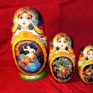 The most typical Russian souvenir Game 100 to 1 the most typical