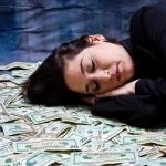 Dream Interpretation: why do you dream about large paper money in large bills?