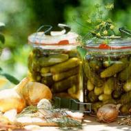 Огурцы простого посола (в холодной воде)