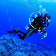 What is the principle of scuba gear? Why is scuba gear used in compressed air