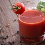 عصير الطماطم لفصل الشتاء في المنزل لذيذ وصحي: أفضل الوصفات
